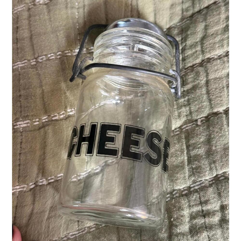 Vintage WHEATON USA Glass Cheese Shaker 1970s Retro Collectible
